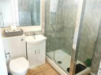 Cosy 2-bedroom house in Leith - B&B