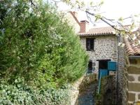 Gîte familial avec grande terrasse à Auzat, proche baignades et sites historiques - FR-1-582-183 - Chambres d'hôtes Villeneuve-d'Allier