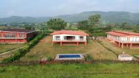 B&B Lonavla - StayVista's Shivom Villa 4 - A Serene Escape with Views of the Valley and Lake - Bed and Breakfast Lonavla