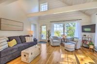 Sunny Stockton Springs Home Less Than 1 Mi to Beach! - B&B