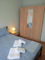 Marina's Apartments - Ciel Apartment - Chambres d'hôtes Olympiáda