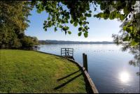 B&B Rotorua - Lakeside & Tennis Court Paradise - Bed and Breakfast Rotorua