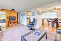 Walkable Sitka Getaway with Community Perks! - B&B