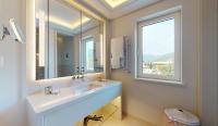 Luxury Two Bedroom Sea View Residence