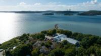 Surfviken Glamping and B&B - B&B