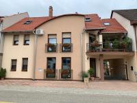 Fodan Apartman - Ferienwohnung