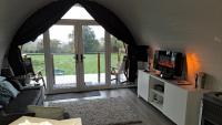 B&B Arley - The Pod - Luxury Glamping Holiday Lodge - Bed and Breakfast Arley