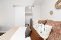 Near Downtown, MOUNTAIN VIBES, GIG Wi-Fi Business - B&B Salt Lake City