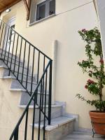 Comfy apartment near the port and the center of Volos - Chambres d'hôtes Volos