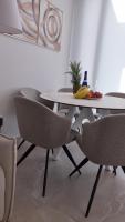 Modern and cosy apartment close to the beach - B&B Torrevieja