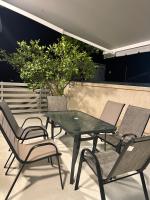 House Adelais - Ferienwohnung