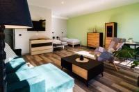 Apartment with Garden View