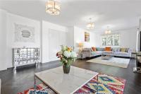 Hampshire gated home in exclusive location - B&B Southampton