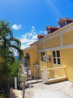 B&B Loubiere - Air Conditioned Renovated House With Ocean View - Bed and Breakfast Loubiere