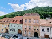 Rooftop proprety with Large Terrace & Stunning Views - Brașov - Ferienwohnung