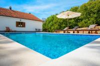 Holiday House Tone, Imotski-Drum-Makarska - B&B