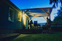 Ferienhaus Waldgeflüster 70 QM I überdachte Terrasse I 2 Schlafzimmer I Strandnah - B&B Joachimsthal