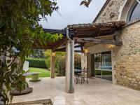 Gîte Charentais avec Piscine Chauffée, Jardin, Equip. Bébé et Recharge Électrique - Proche Périgord - Chambres d'hôtes Charras