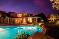 Villa Ginestra con piscina e giardino privato a 500 mt dal mare - Bed and Breakfast Castiadas