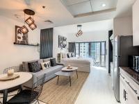 Luxury Modern Studio in JLT - Rooftop Pool - Lake Area Upgrades Ongoing - Bed and Breakfast Dubai