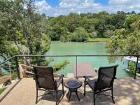 Lakeside Escape - B&B McQueeney