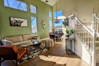 King Bed Quiet Home on Cul-de-Sac Hiking Trails - Bed and Breakfast Roseville