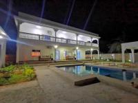 B&B Watamu - The White Villa - Bed and Breakfast Watamu