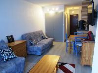 Studio rénové au pied des pistes avec balcon – 4 pers, cuisine équipée, parking gratuit - FR-1-689-87 - Ferienwohnung
