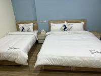 Chambre Triple avec Salle de Bains Privative