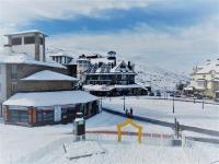 SKi & SNOW APARTMENTS - PLAZA PRINCIPAL - JUNTO A LOS TELECABINAS by TODOSIERRANEVADA - Chambres d'hôtes Sierra Nevada