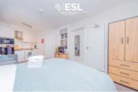 Studio 2, Second Floor Town Centre Apartment - B&B Shrewsbury