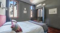 Stylish Renovated Apartment In The Heart Of The City - Chambres d'hôtes Venise
