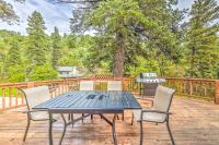 Updated Ruidoso Cabin with Spacious Deck and View - B&B Ruidoso