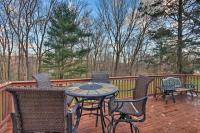 Family-Friendly Woodbury Home with Yard and Deck! - Chambres d’hôtes