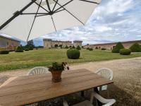 Gîte avec 3 chambres, jardin privatif, 12 vélos, proche de Cognac - FR-1-653-205 - Bed and Breakfast