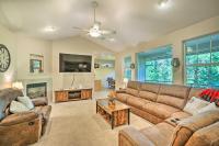 Sonora Home with Pool Table, Grill and 2 Balconies - B&B