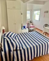 Habitación Caléndulas- Hospedaje Lo De Juan Y Mabel - B&B Tandil