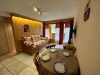 Appartement spacieux au cœur de Méribel, proche des pistes, pour 4, balcon - FR-1-688-40 - B&B Méribel