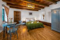 Ferrata Vár Vendégház - B&B Csesznek