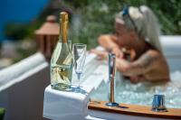 AMORE RENTALS - Villa Isabel - B&B