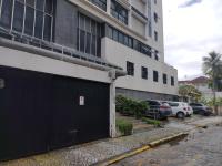 Apartamento a 140 metros da Praia, e Piscina na Cobertura do Prédio - B&B Recife