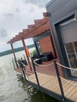 "A" Domki na wodzie Barczewko 1 z 4 domków - B&B Barczewko