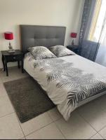 Studio à 300 m de la gare de Mantes-la-Jolie - B&B Mantes-la-Jolie