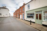 The Shiny Pebble, 5* ground floor.Coastal retreat. - B&B
