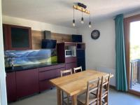 Studio au pied des pistes, parking privatif - B&B Montclar