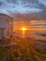 Cove View-Sea view apartment in corner of Cornish paradise - B&B