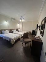 Comfort Triple Room with Shower