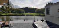 Carafun aan het water Ooltgensplaat - B&B