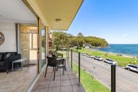 Little Hut Unit 3 20 Kurrawa Close - Bed and Breakfast Nelson Bay