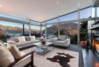 Remarkable Escape for 8 - B&B Queenstown